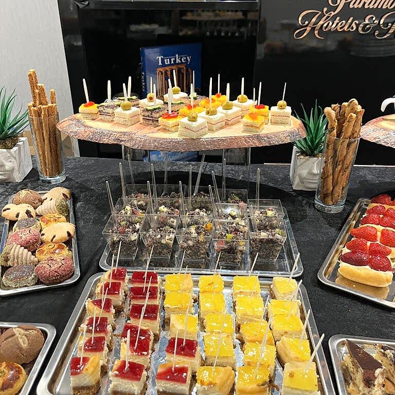 Kokteyl Açık Büfe